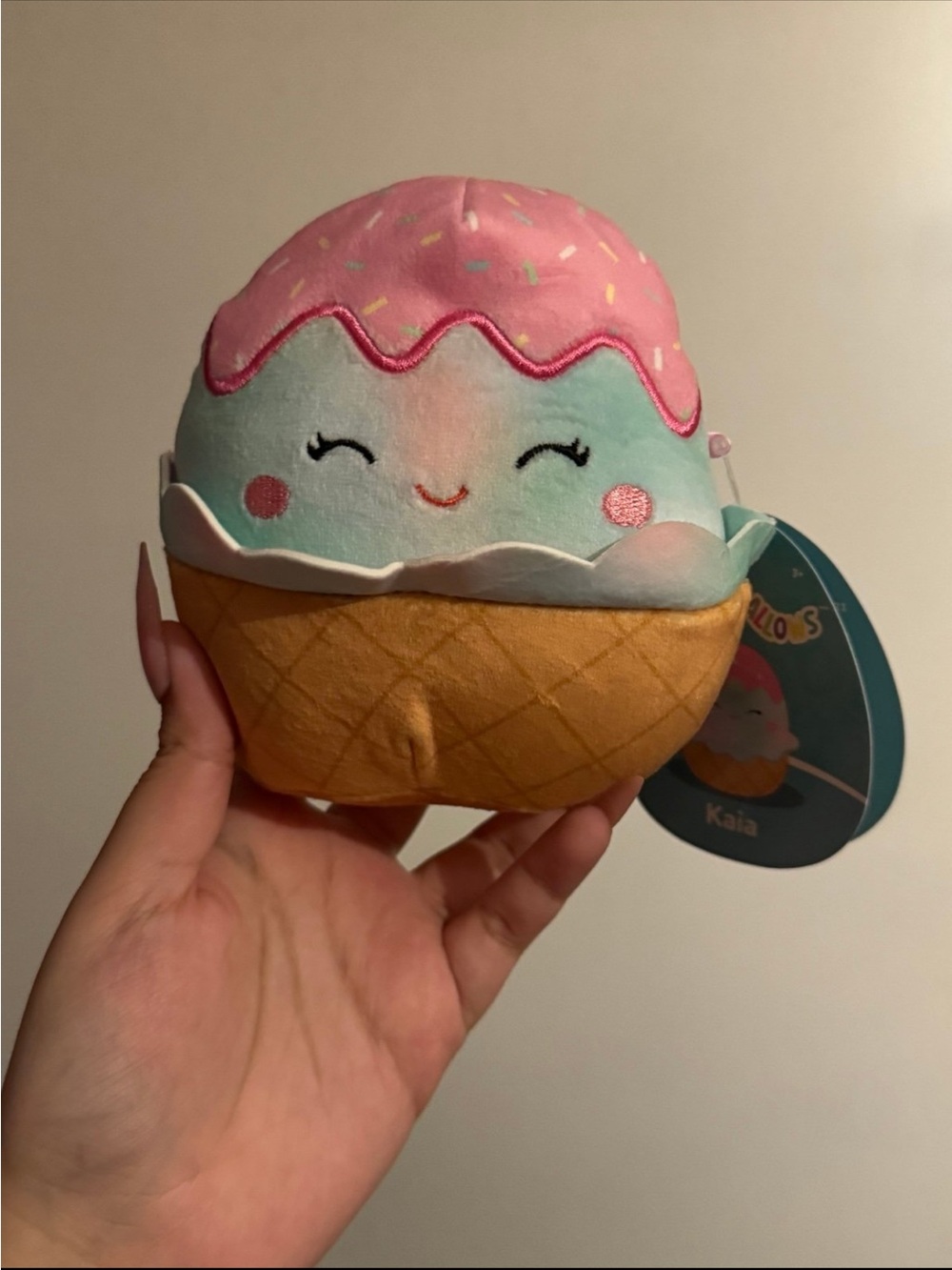 NWT Blind Bag Squishmallows ‘Kaia’ Pink & Mint Ice Cream Cone Plush